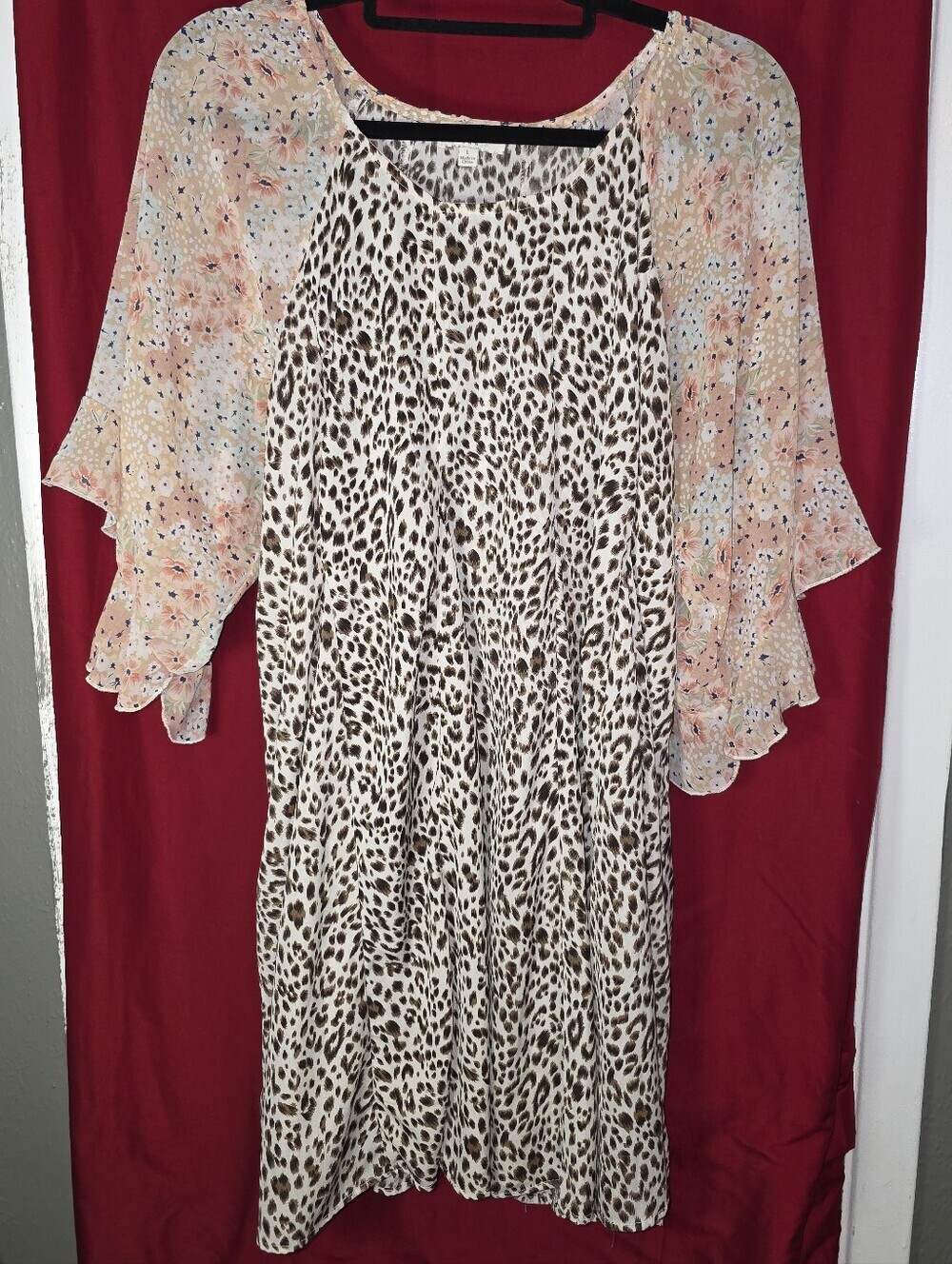 Umgee Mixed Print Leopard & Floral Flutter Sleeve Chiffon Dress Size Large